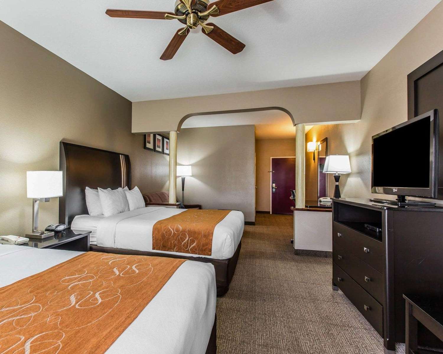 SUITE, 2 QUEEN BEDS