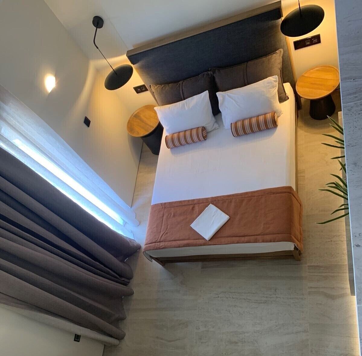 جناح غراند بسرير كوين مع أريكة بجاكوزي، Aktaion Beach Boutique Hotel and Spa 3/5