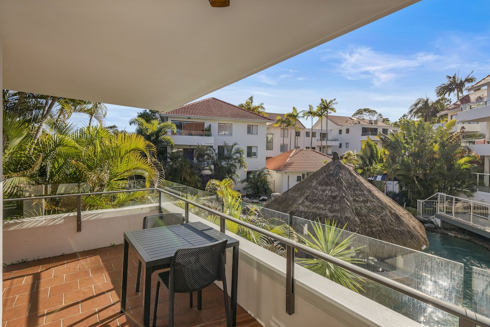 Noosa International Resort 8/66
