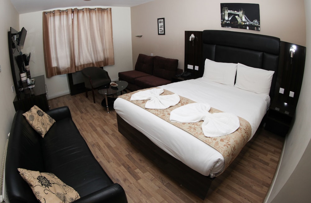 ASCOT HYDE PARK HOTEL 47/58