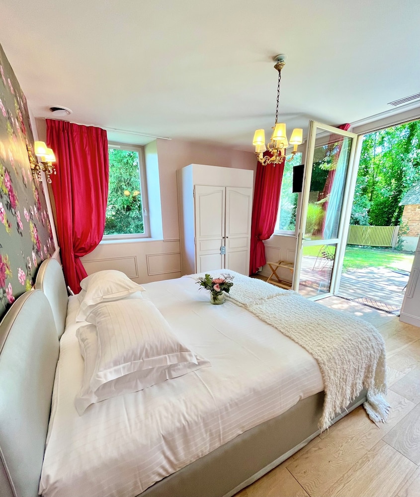 Elisabeth, Traditional, House, Queen Bed