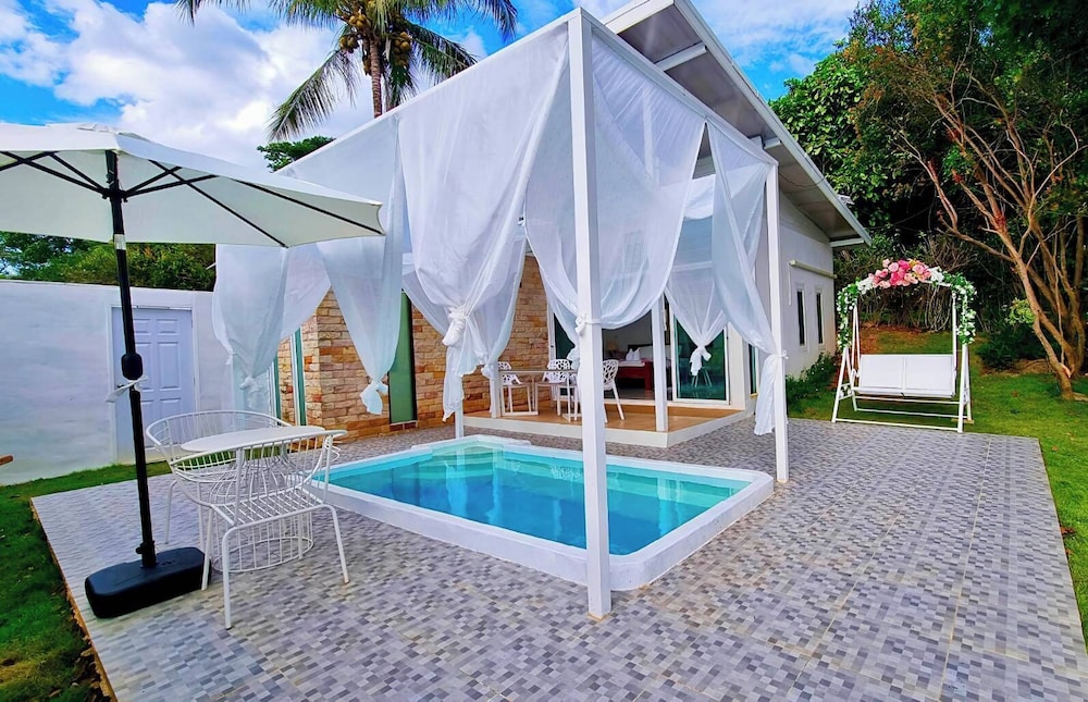 PRIVATE, VILLA