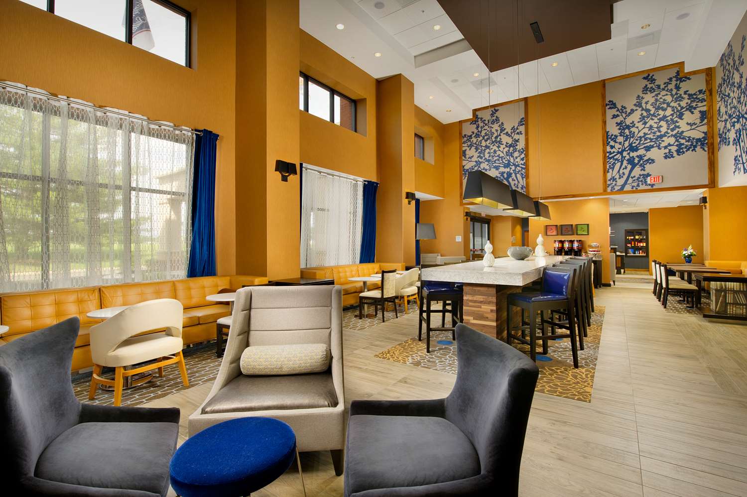 restaurant cafeteria