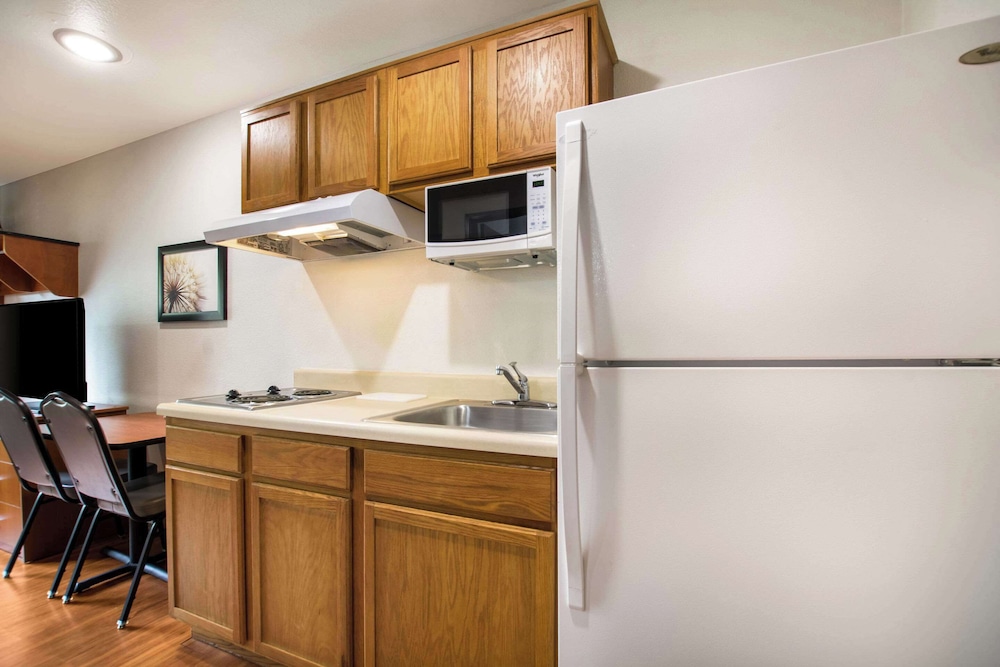 WoodSpring Suites Louisville Southeast 22/34