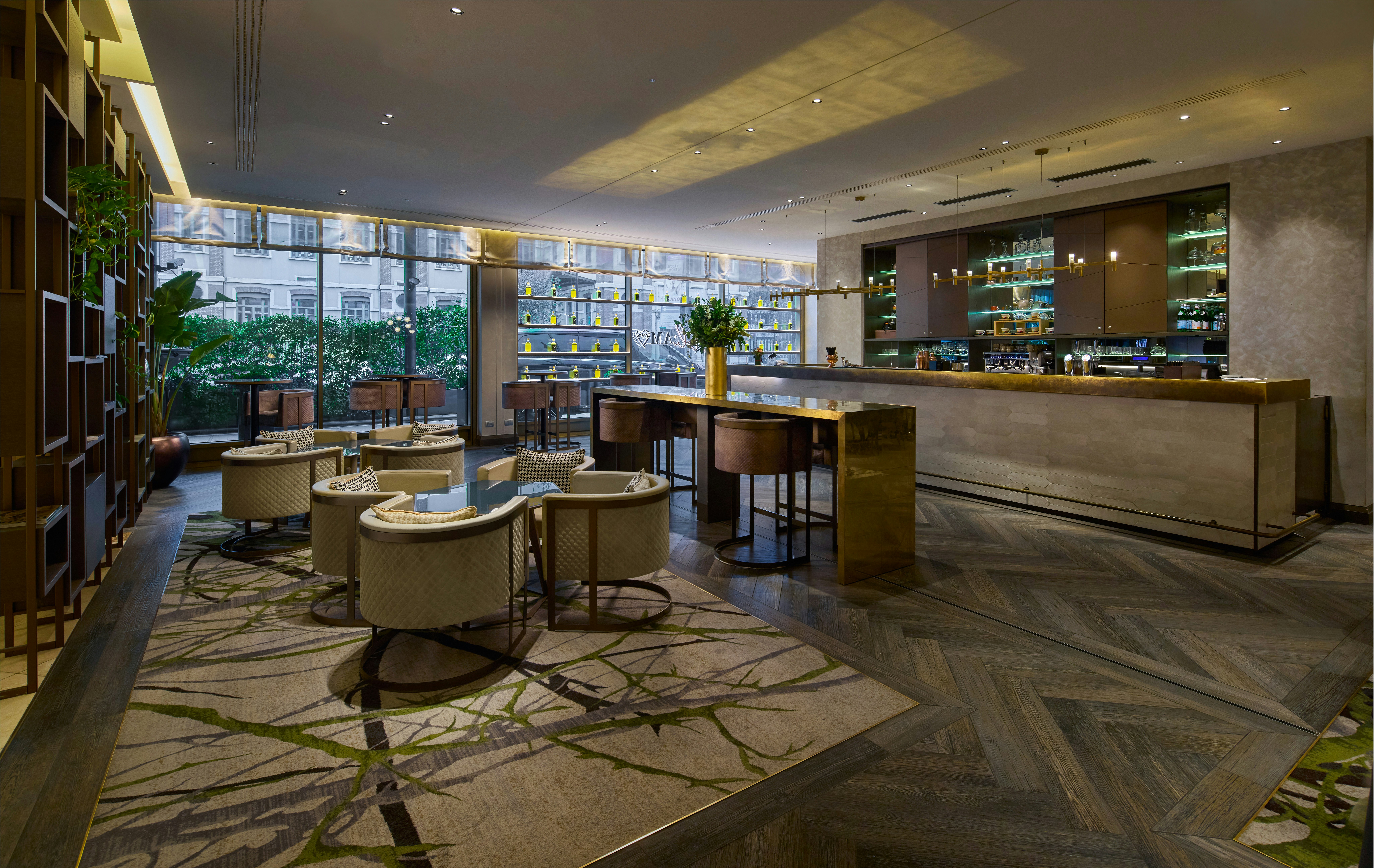 Hilton Milan Hotel 7/83