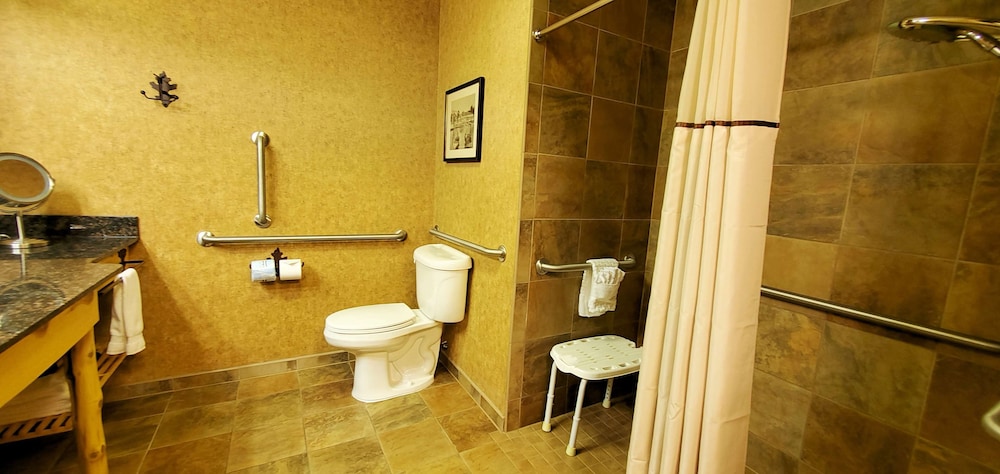 Best Western Premier The Lodge On Lake Detroit 17/35