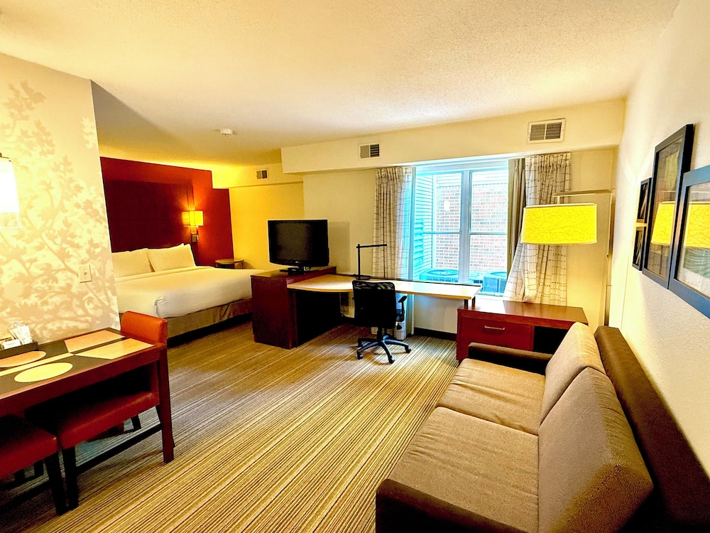 Residence Inn by Marriott Madison East 31/47