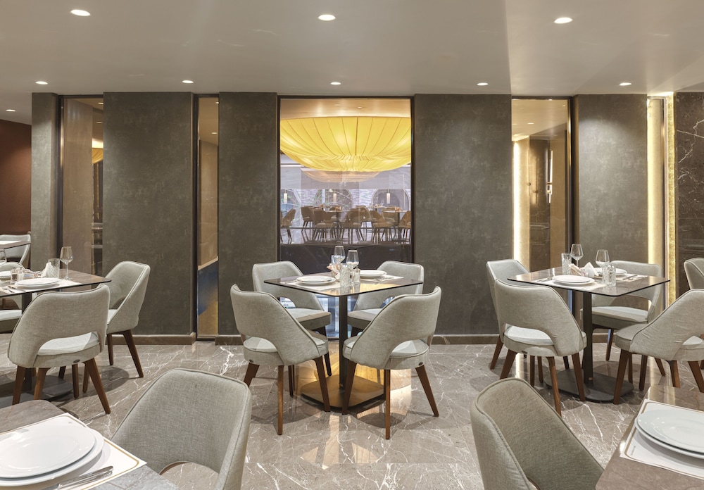 Leonardo Hotel Athens City Center 46/58