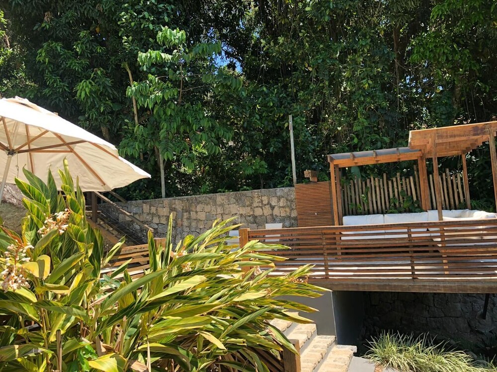 Yannai Chalé Praia 52/66