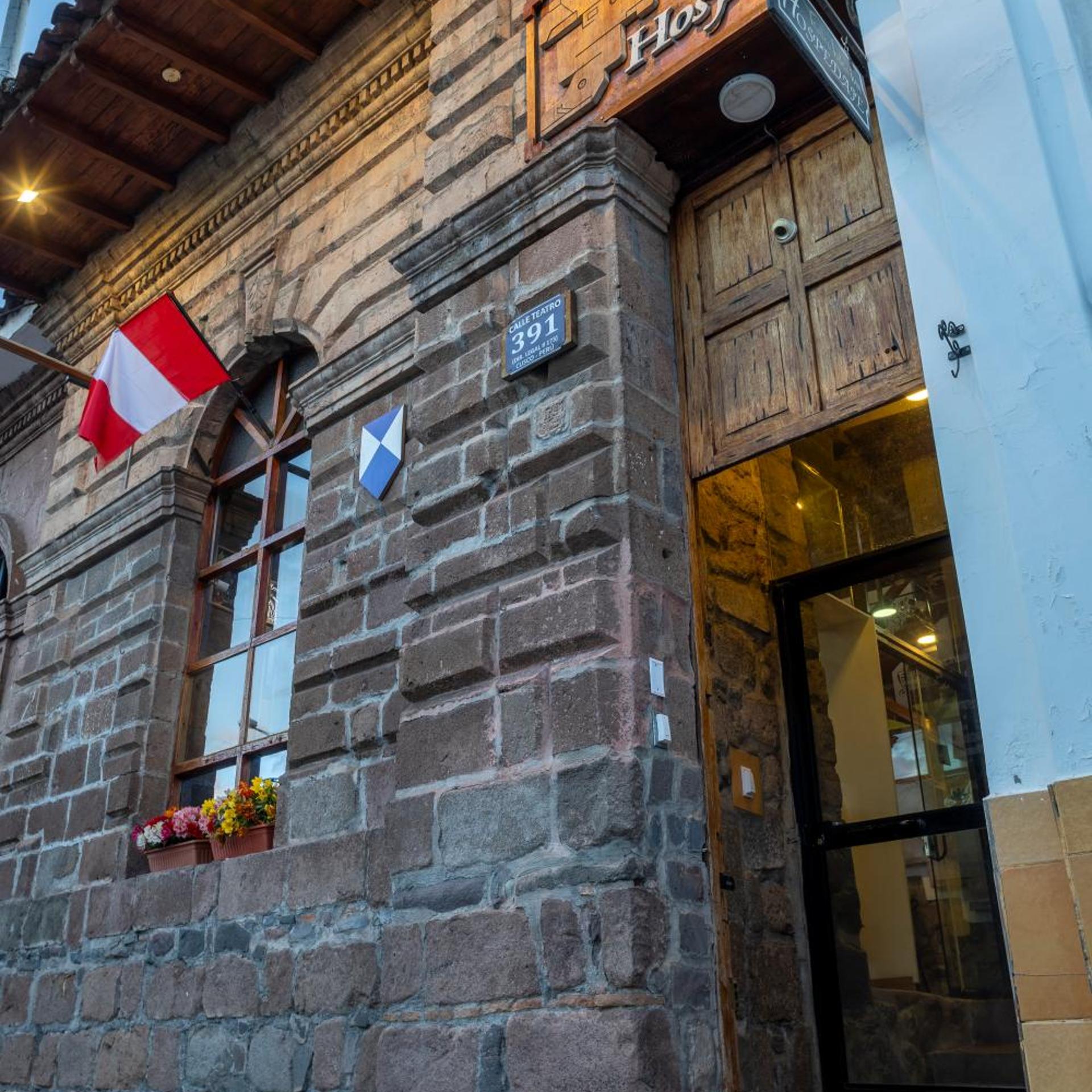 Hostal Teatro Inka 2/50