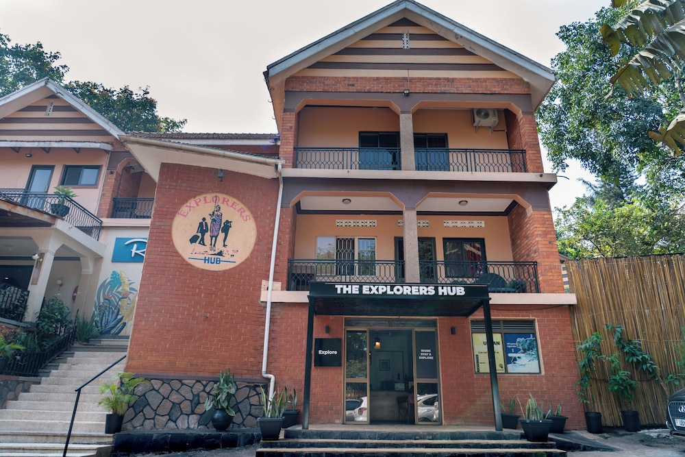 The Explorers Inn 2/45