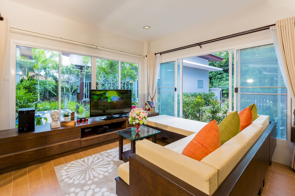 Irawan House 38/48