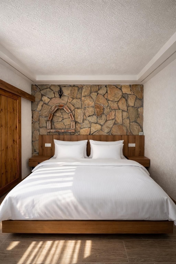 Gure Gokyuzu Butik Otel 13/38