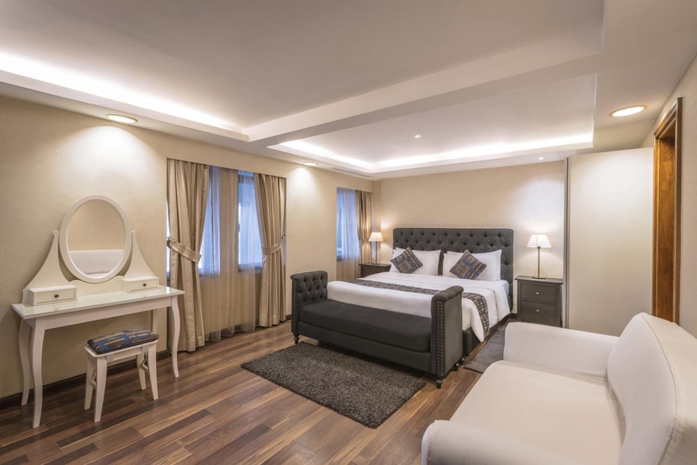 Oasis Hotel Kuwait 28/53