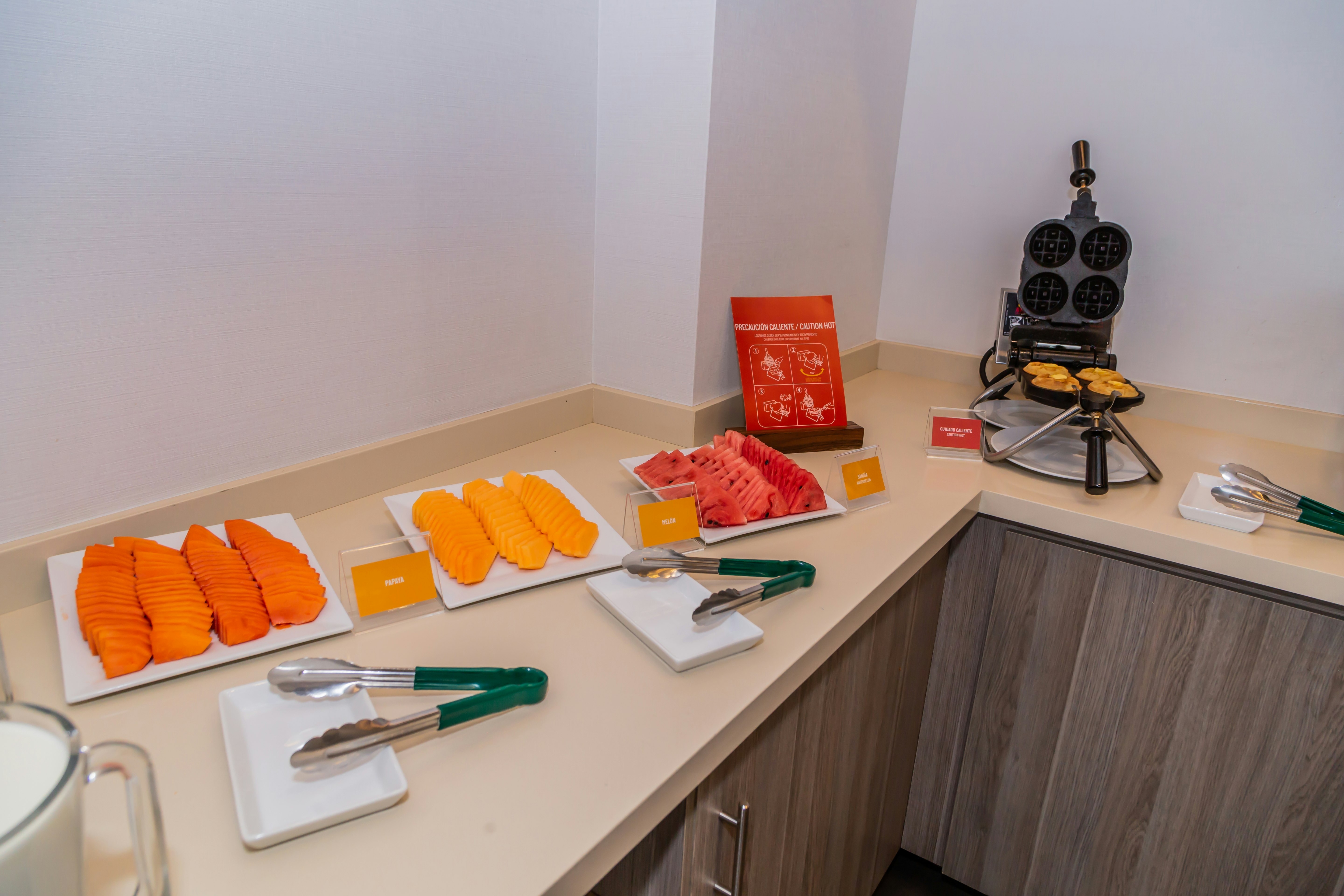 Hampton Inn Suites By Hilton Puebla 40/56