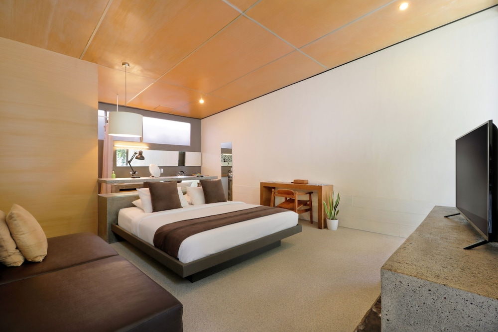 Clio Apartments 10/45