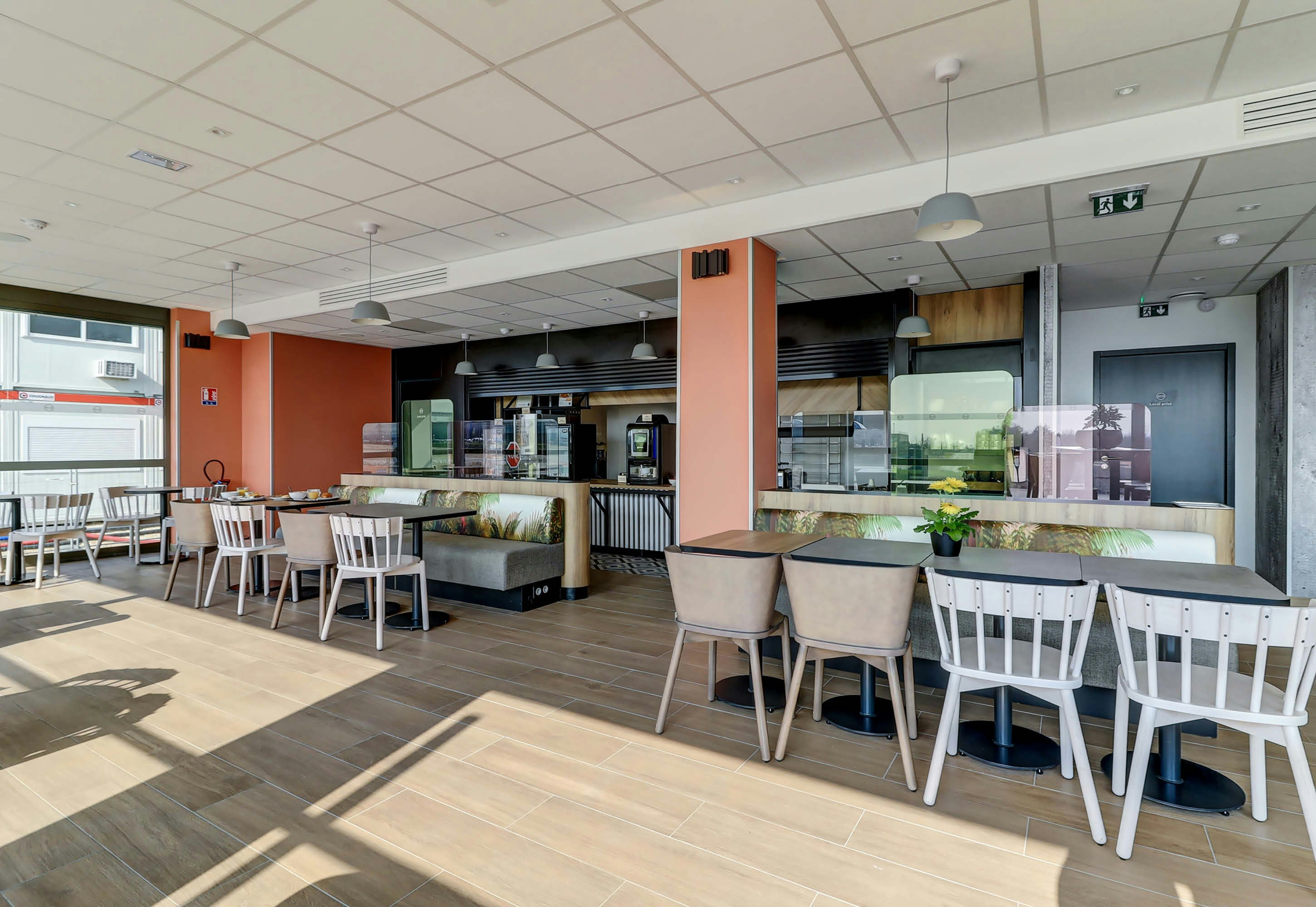 B&B HOTEL Dijon Valmy Toison d'Or 32/47