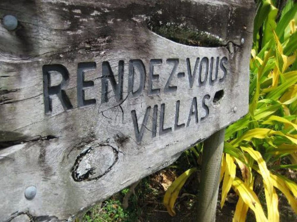 Rendezvous Villas 12/17
