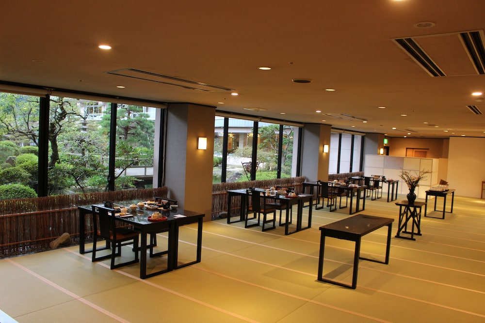 Gero Onsen Bosenkan 60/75