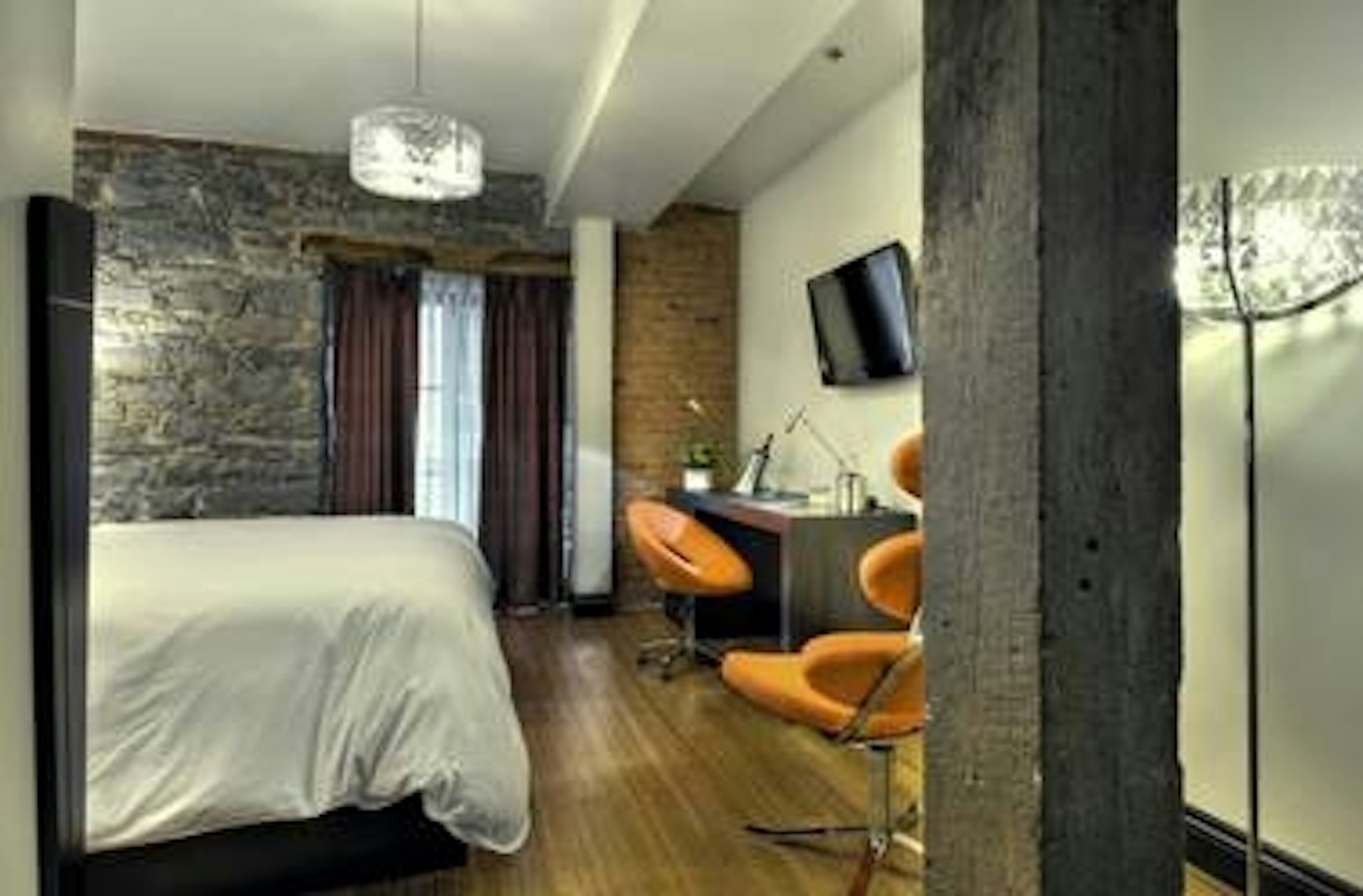 Le Petit Hotel 6/58