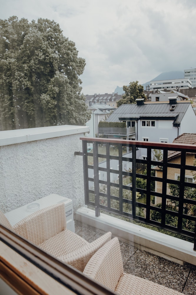 PARKHOTEL BRUNAUER 36/56