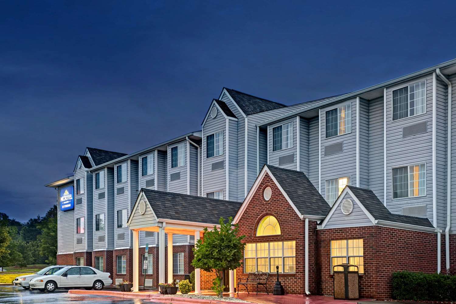 Microtel Inn & Suites by Wyndham Statesville 2/43
