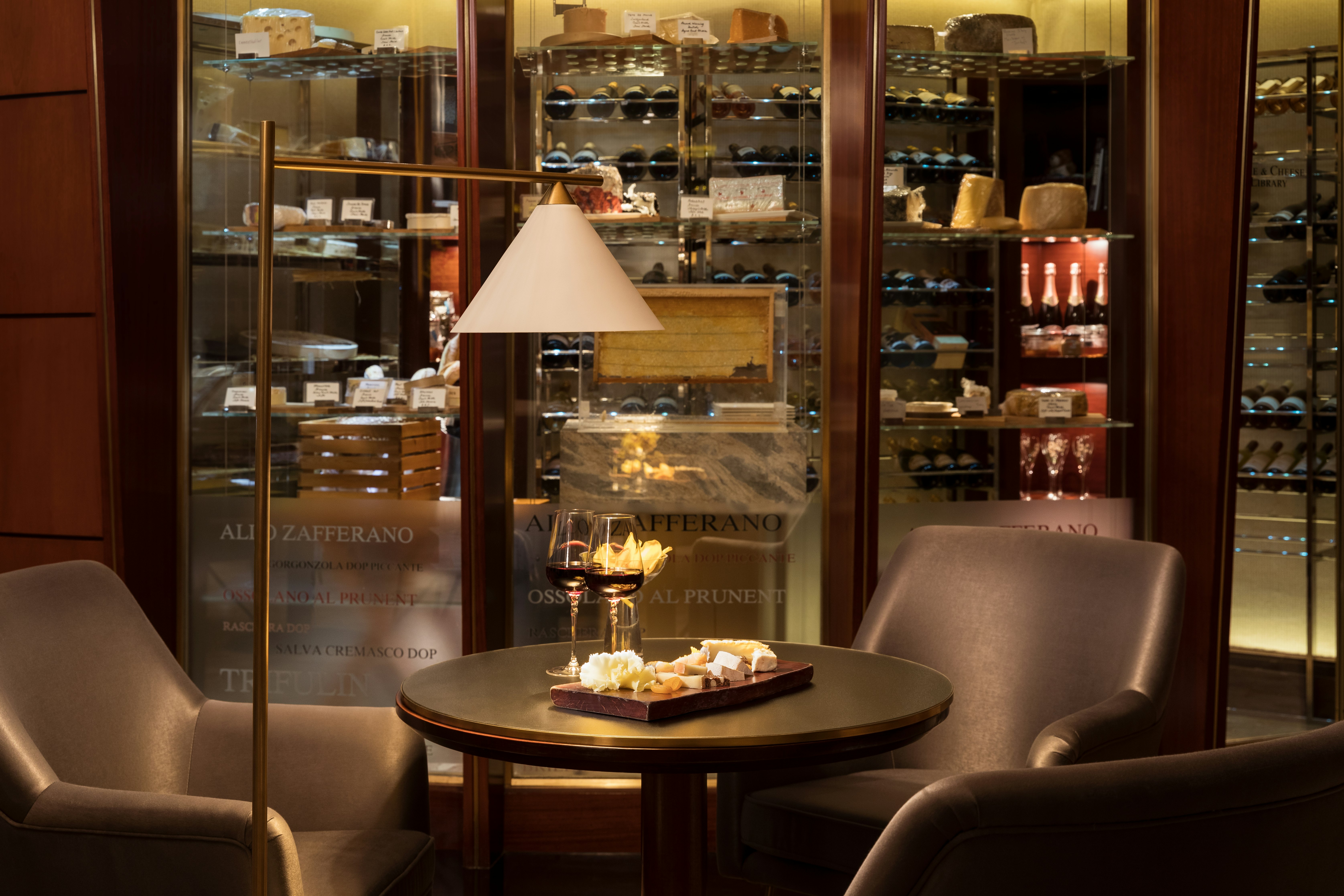 Conrad Hong Kong 26/74