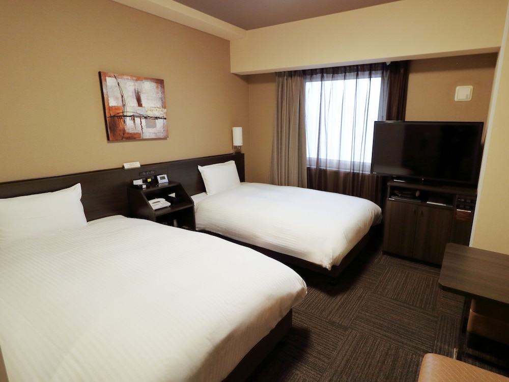 Hotel Route Inn Shimizu Inter 12/54