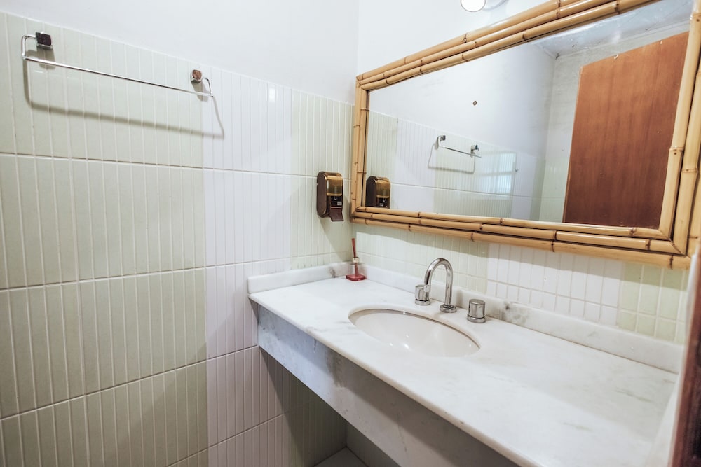 Velinn Caravela Hotel Santa Tereza 48/50
