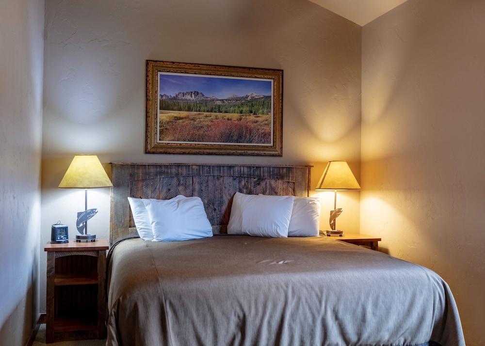 Yellowstone Valley Lodge Ascend Hotel Collection 18/51