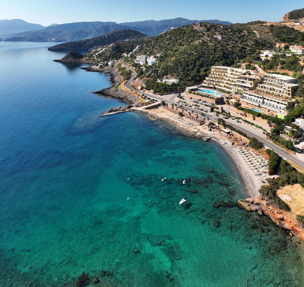 Blue Marine Resort and Spa 69/71