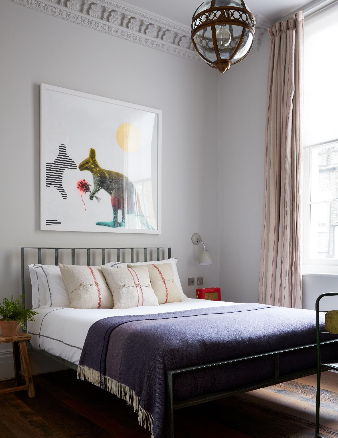 CLUB, DOUBLE BED