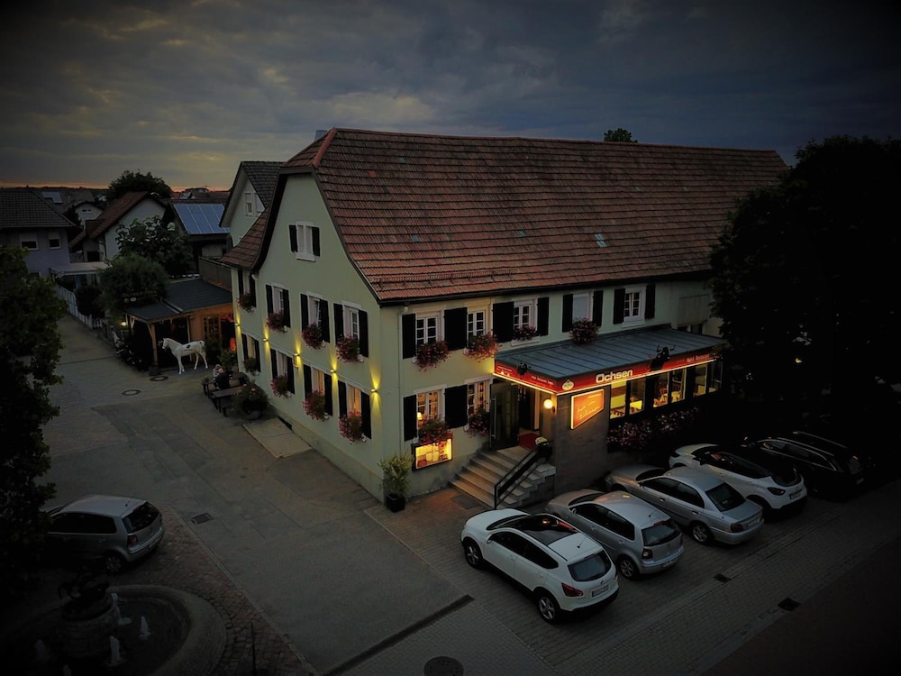 Landgasthof Ochsen 51/54