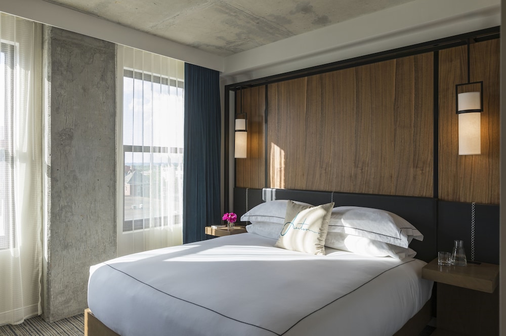 Kimpton Aertson Hotel 12/76