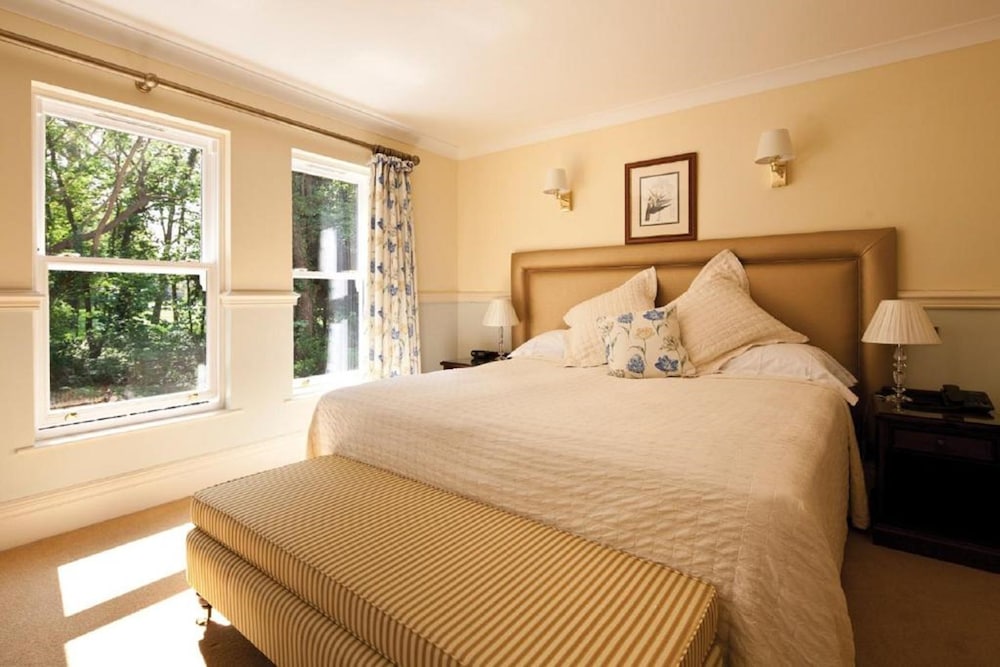 The Dower House Hotel 5/50