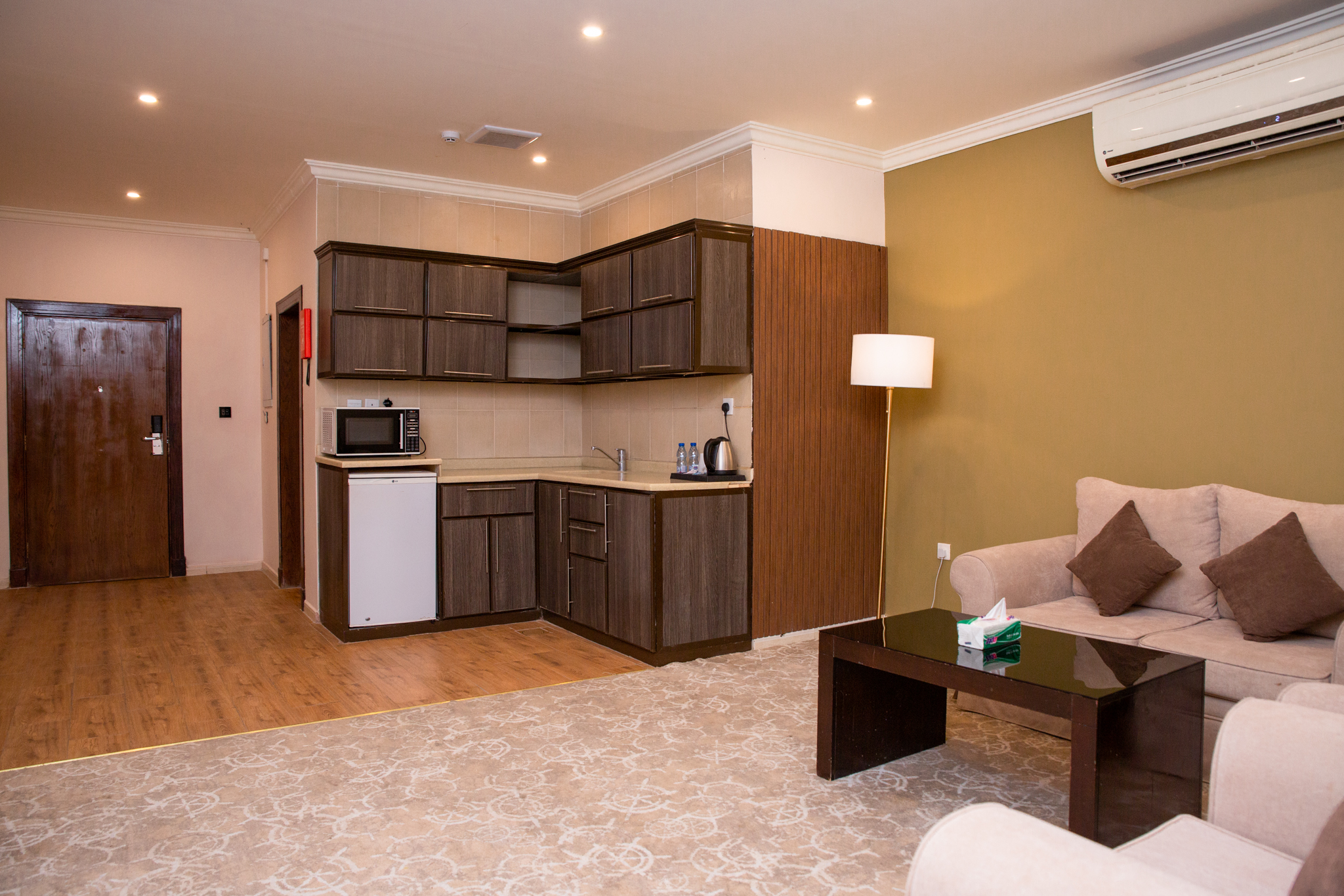 فندق الضيافة(Al Diyafa Hotel) 29/44