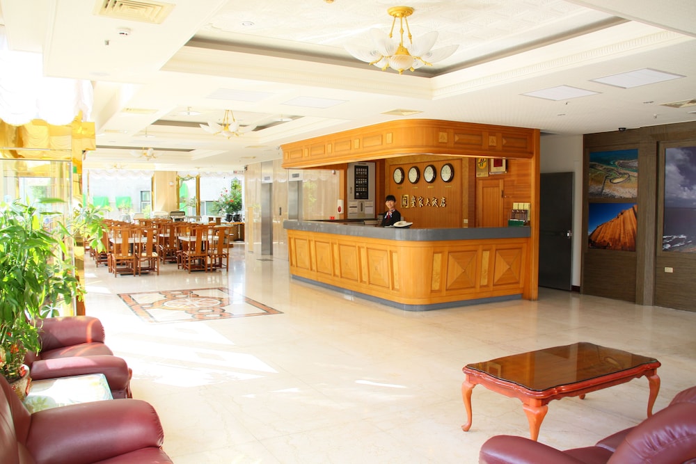 FoungJia Hotel 3/26