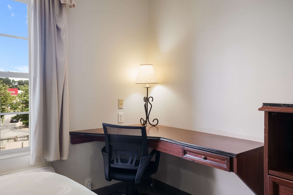Quality Inn Wilmington NC 37/40