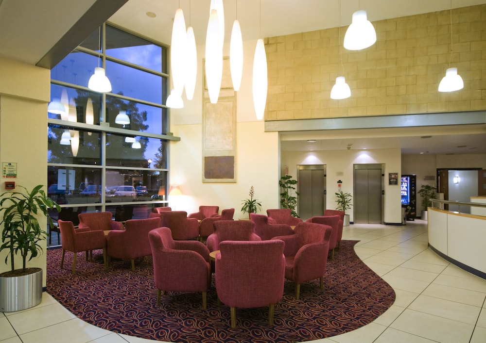 Ramada by Wyndham London North M1 30/40