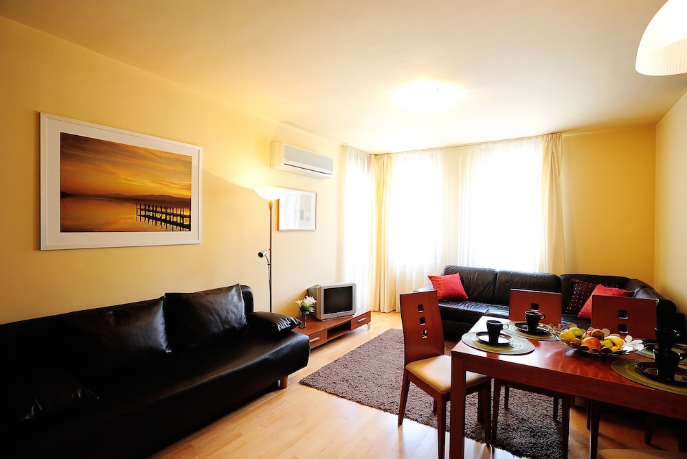 Comfort Apartments 30/52
