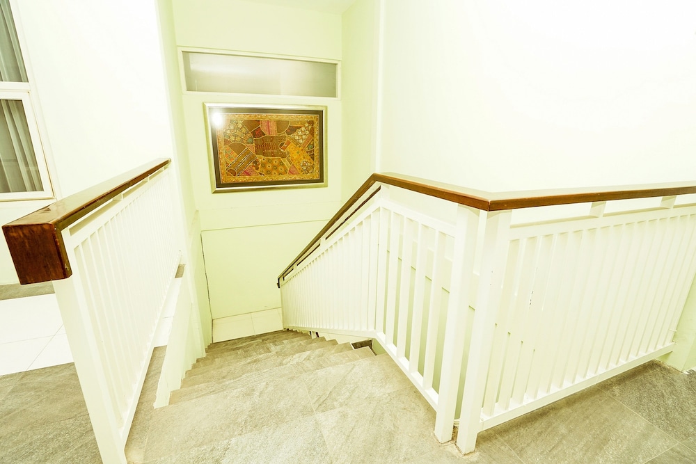 Ardhya Guest House 31/46