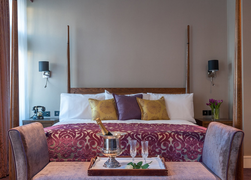 Bishop S Gate Hotel 21/43