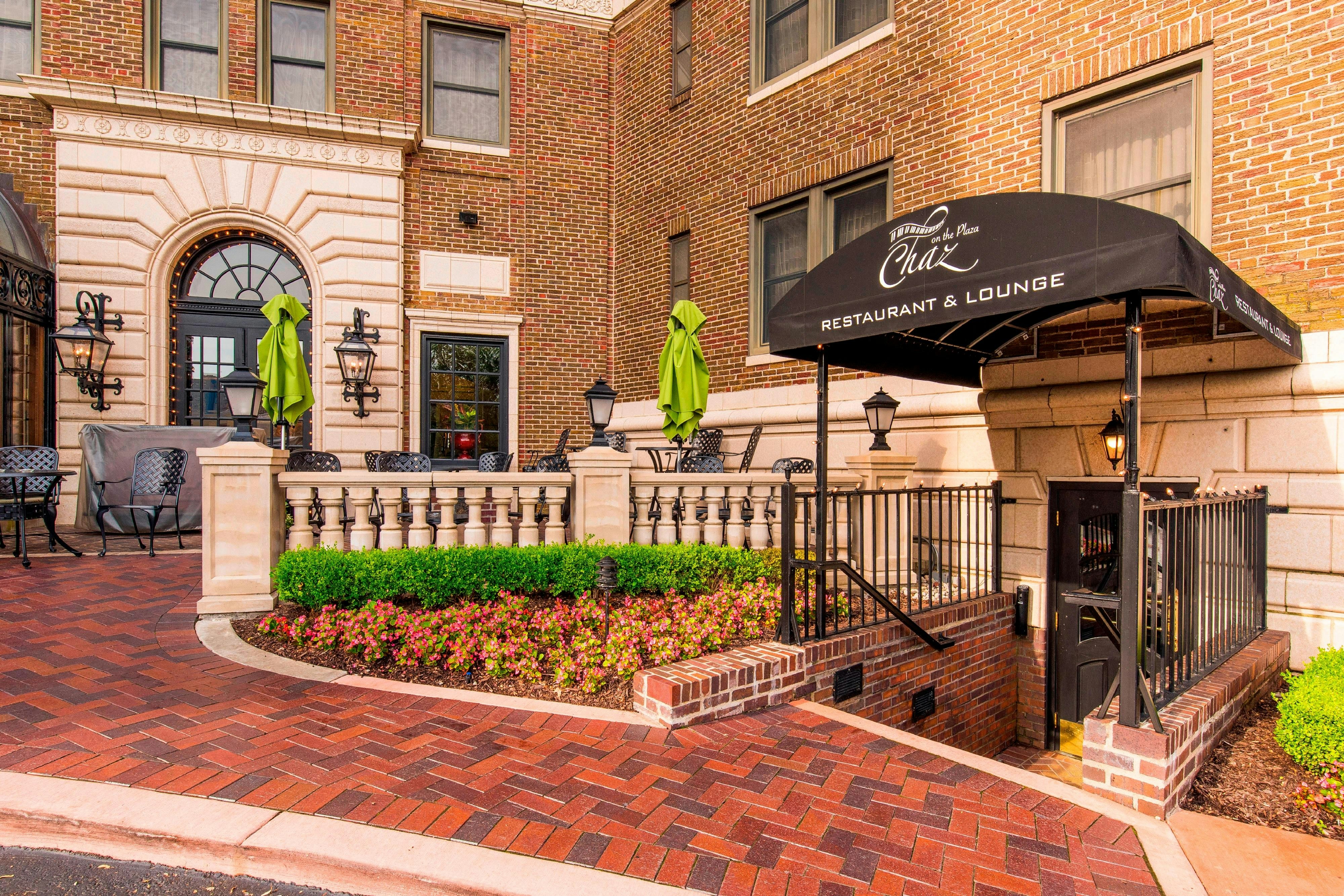 The Raphael Hotel Autograph Collection 33/33