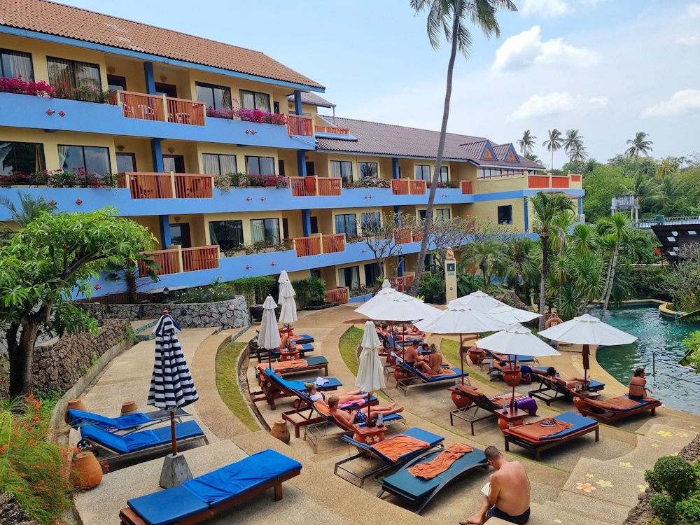 Karona Resort And Spa 39/50