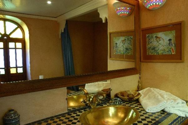RIAD DALIA 10/43
