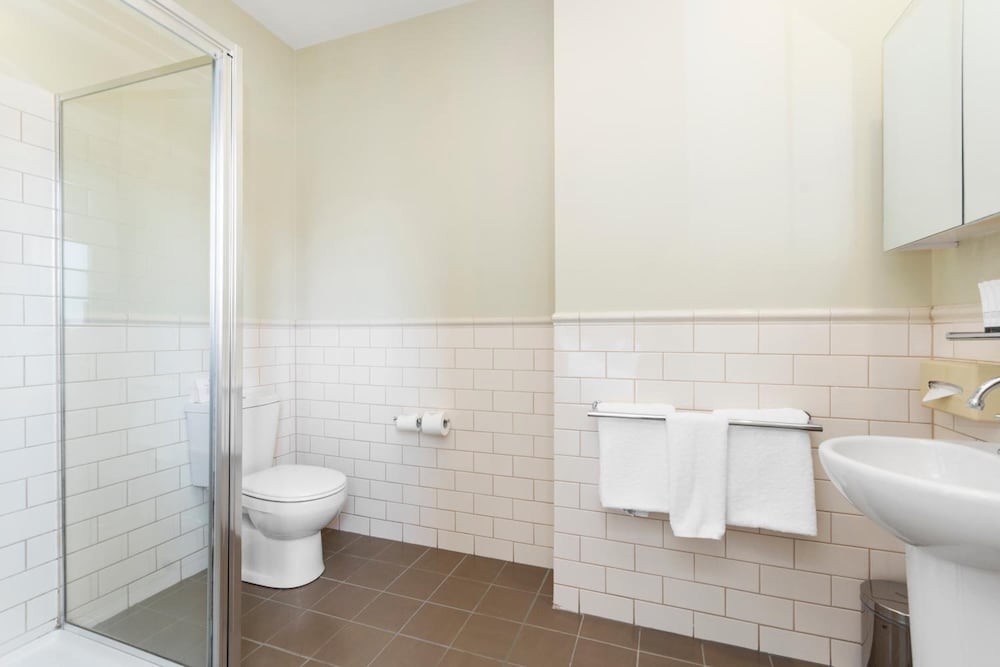 Launceston Central Apartment Hotel 43/51