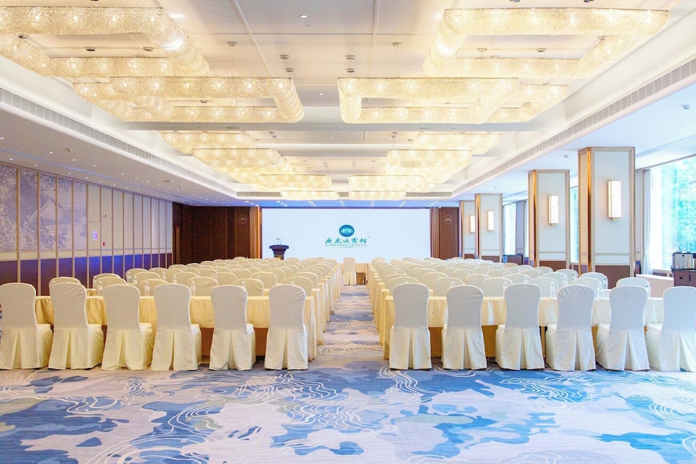Guangdong Yingbin Hotel 36/49