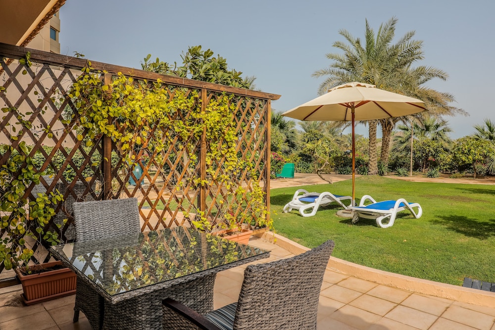 Danat Jebel Dhanna Resort 48/50