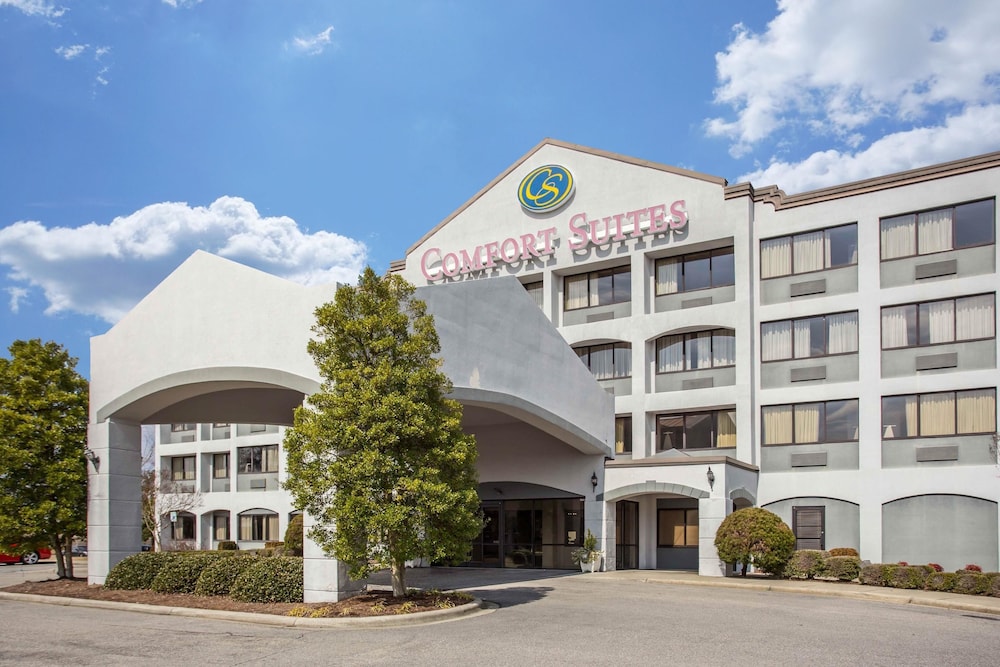 Comfort Suites Lumberton North 3/53