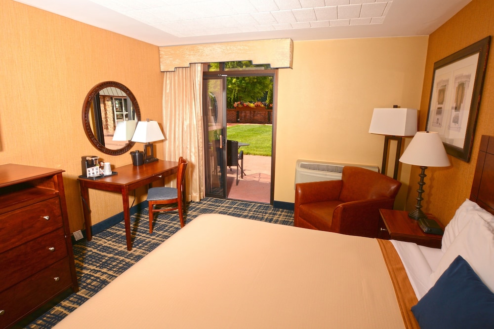 Odawa Hotel 12/46